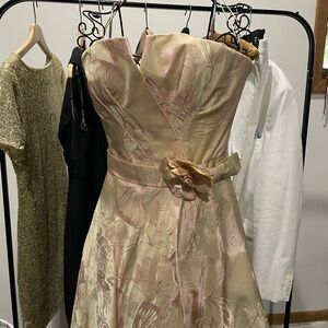 Carmen Marc Valvo Cream and Pink Strapless Ruched A-line Dress